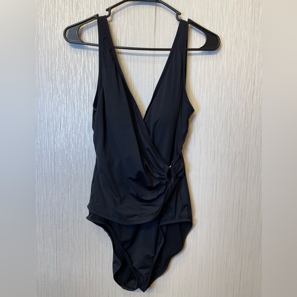Tommy Bahama Black One Piece Swimwear Size 10 - Picture 6 of 7